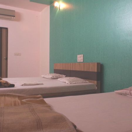 Hotel Pariwar Aurangabad  Eksteriør bilde