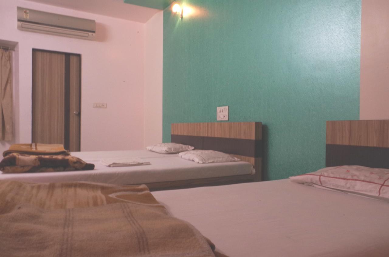 Hotel Pariwar Aurangabad  Eksteriør bilde