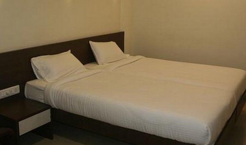 Hotel Pariwar Aurangabad  Eksteriør bilde